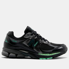 New Balance 2002R Black Powder Green